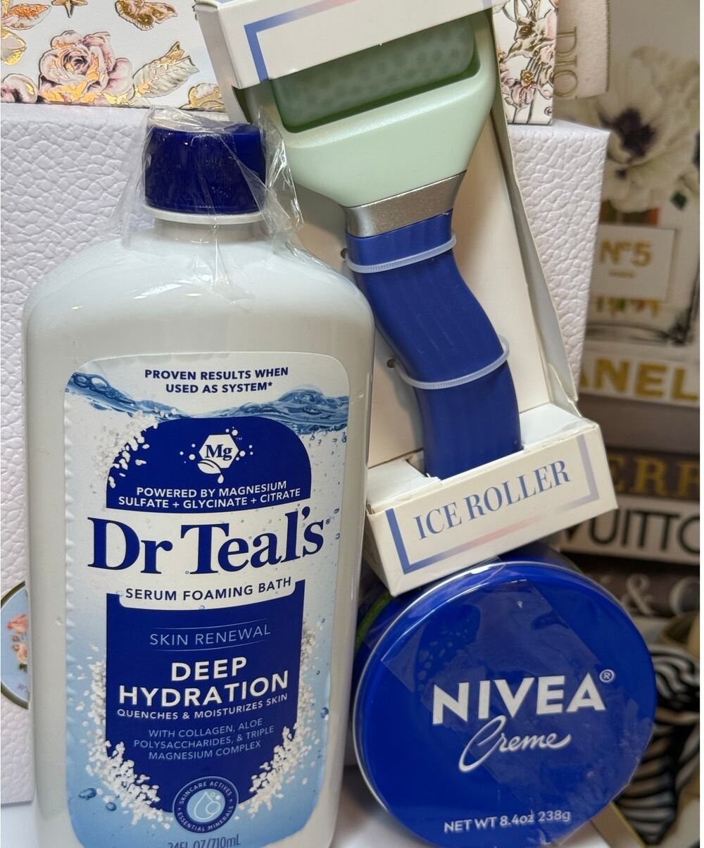 3 Pc Pamper Self-Care BUNDLE - Dr Teal's, Vivitar, & Nivea - NEW